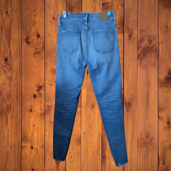 Madewell 9” High Rise Skinny Women’s Size 27 Blue Raw Hem Denim Jeans Distressed - Picture 4 of 4